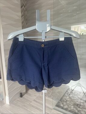 Lilly Pulitzer The Buttercup Short Navy Scalloped Shorts 2